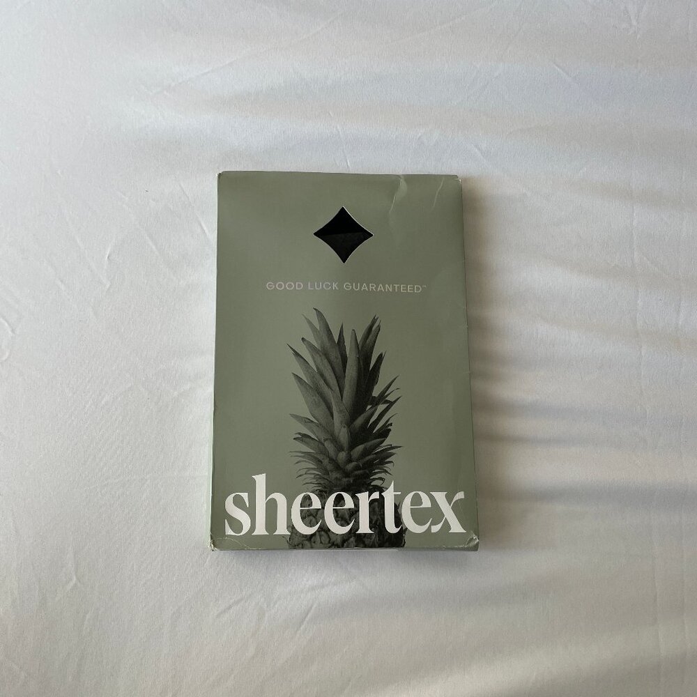 NTW Sheertex size M 80 denier lattice thigh high tights